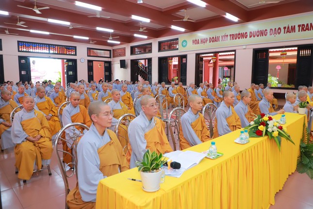 Chư hành giả chùa Quang Minh, tỉnh Bình Phước