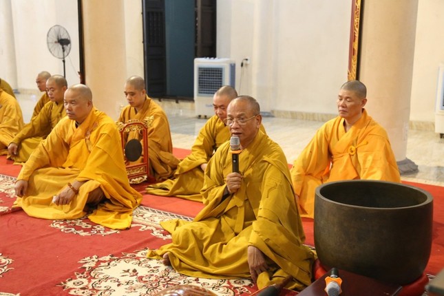 Hòa thượng Thích Quảng Hà có lời giáo giới đến chư Tăng Ni về ý nghĩa quan trọng của việc an cư