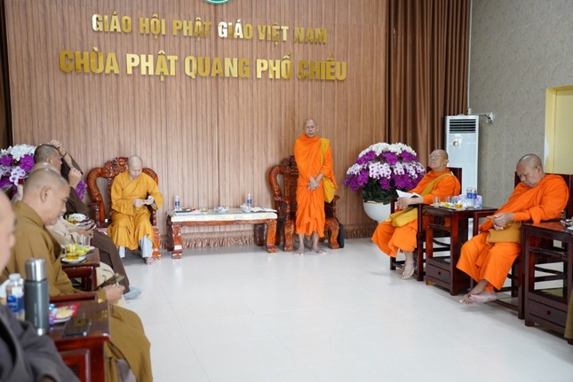 Hòa thượng Danh Đổng tán dương sự đóng góp của chư tôn đức Tăng Ni Thường trực Ban Trị sự tỉnh