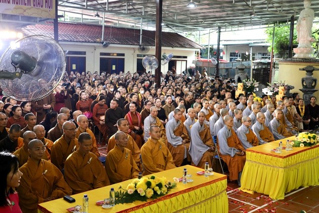 Chư Tăng Ni, Phật tử tham dự