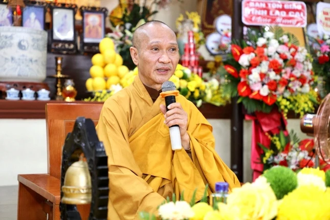 Hòa thượng Đường chủ giảng giải về ý nghĩa kinh Tứ Thập nhị chương