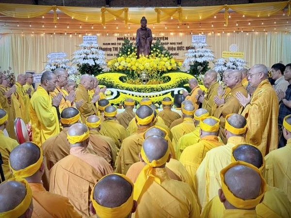 Chư tôn đức tưởng niệm