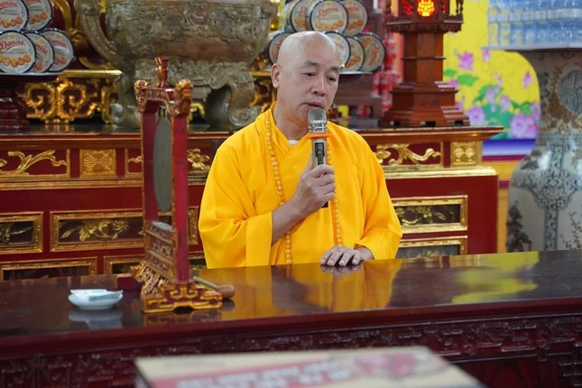 Đại diện trường hạ Pháp Điện cảm ơn đoàn Đại diện trường hạ Pháp Điện cảm ơn đoàn