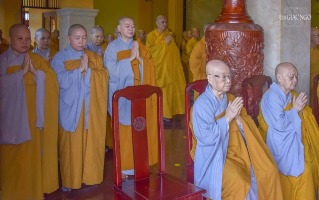 Chư tôn đức Ni tham dự Chư tôn đức Ni tham dự