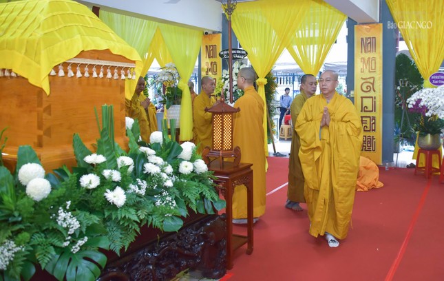 Thượng tọa Thích Giác Nghi, Trưởng ban Trị sự tỉnh Bạc Liêu hữu nhiễu tiễn biệt Hòa thượng Trưởng ban Trị sự Bạc Liêu tiền nhiệm Thượng tọa Thích Giác Nghi, Trưởng ban Trị sự tỉnh Bạc Liêu hữu nhiễu tiễn biệt Hòa thượng Trưởng ban Trị sự Bạc Liêu tiền nhiệm