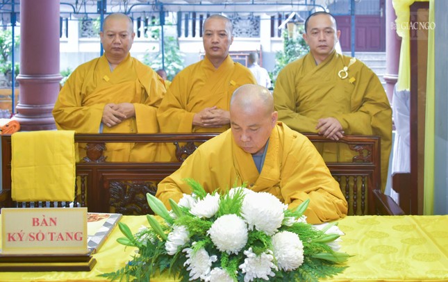 Thượng tọa Thích Giác Nghi, Trưởng ban Trị sự GHPGVN tỉnh Bạc Liêu Thượng tọa Thích Giác Nghi, Trưởng ban Trị sự GHPGVN tỉnh Bạc Liêu