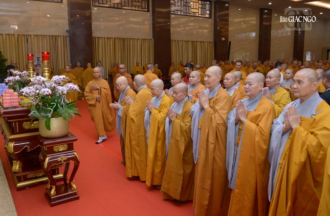 Chư Ni Phân ban Ni giới TP.HCM tiễn biệt Tổng Bí thư Nguyễn Phú Trọng