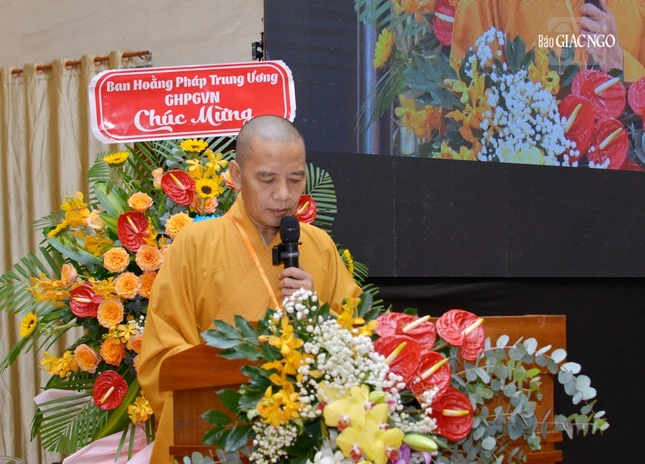 Thượng tọa Thích Minh Nhựt thông qua danh sách Ban Giám khảo