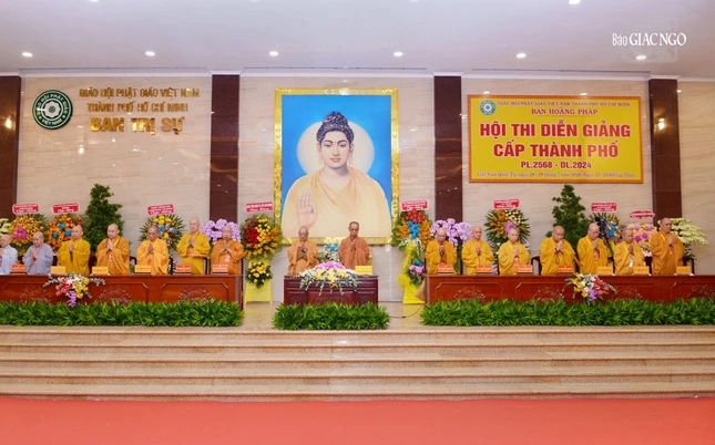 Chư tôn đức chứng minh, tham dự