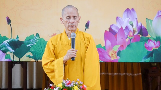 Hòa thượng Thích Thiện Thống phổ biến nội dung Quy chế hoạt động Ban Tăng sự T.Ư khóa IX