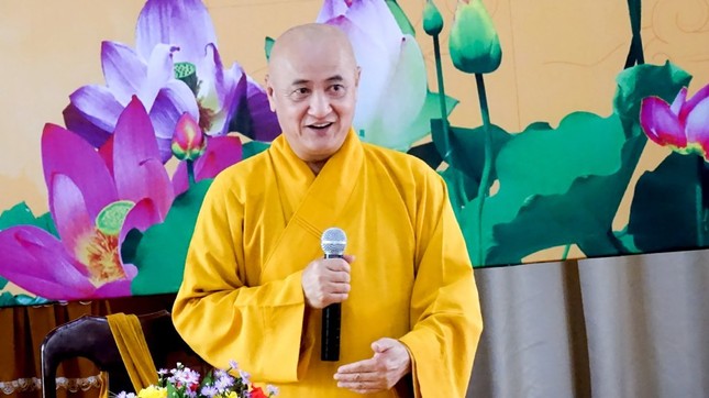 Hòa thượng Thích Huệ Thông phổ biến nội dung Hiến chương GHPGVN