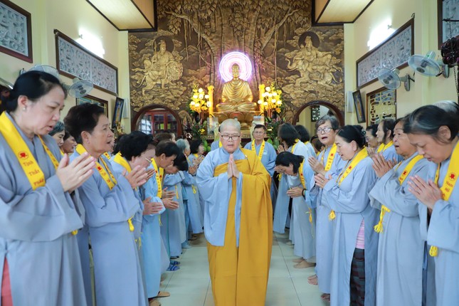 Đạo tràng Pháp Thủy trong khóa tu "Một ngày an lạc"