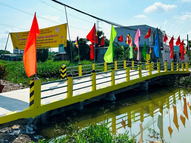 Cầu Tường Nguyên 514 được bàn giao cho người dân địa phương