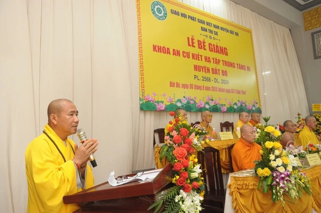 Thượng tọa Thích Thánh Biện phát biểu khai mạc