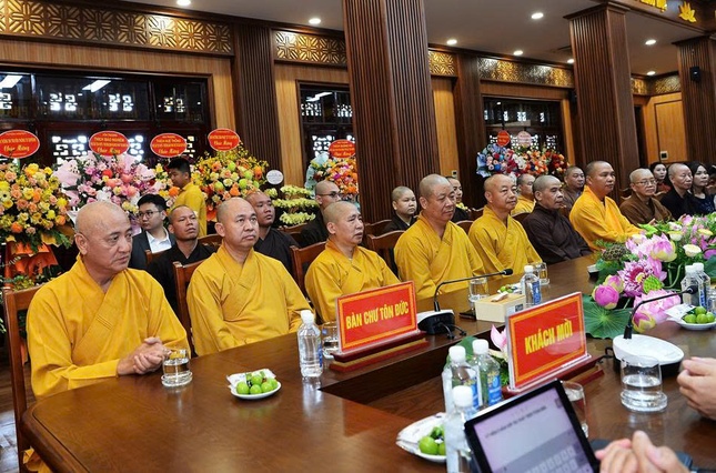 Chư tôn đức Hội đồng Trị sự Chư tôn đức Hội đồng Trị sự