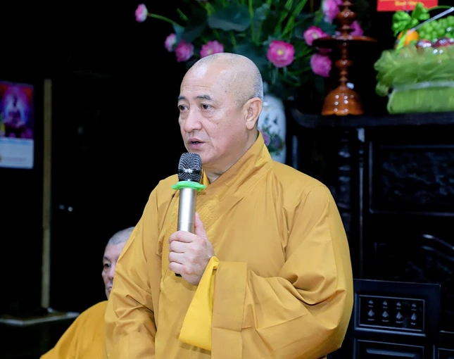 Hòa thượng Thích Huệ Thông ban đạo từ