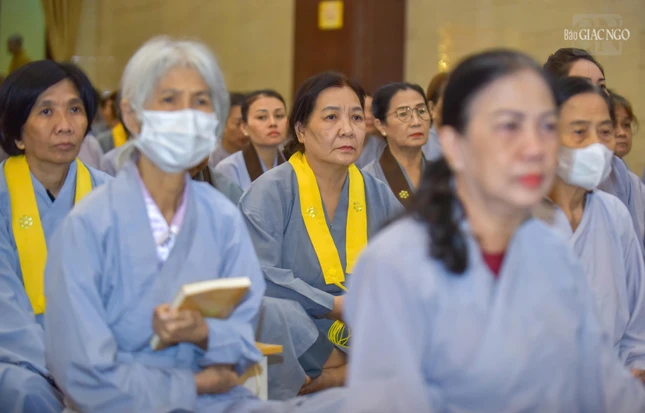 Cùng nhau tu tập khởi niệm về tri ân báo ân trong mùa Vu lan