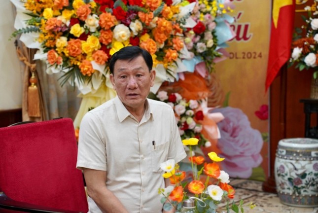 Trung tướng Phạm Ngọc Việt chúc mừng đến lãnh đạo GHPGVN nhân Đại lễ Vu lan - Báo hiếu