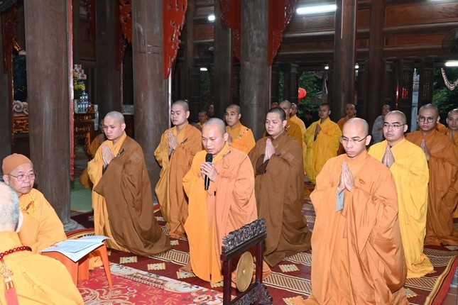 Đại diện hành giả tại buổi lễ