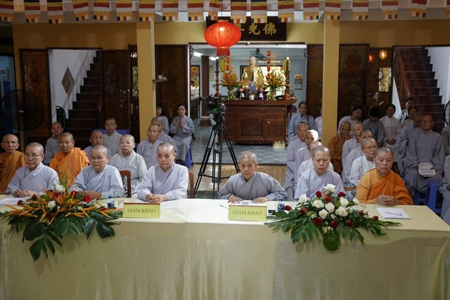 Ban Giáo khảo hội thi diễn giảng