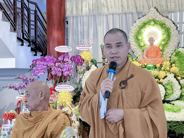 Thượng tọa Thích Thiện Thông đại lao chư vị chứng minh ban đạo từ