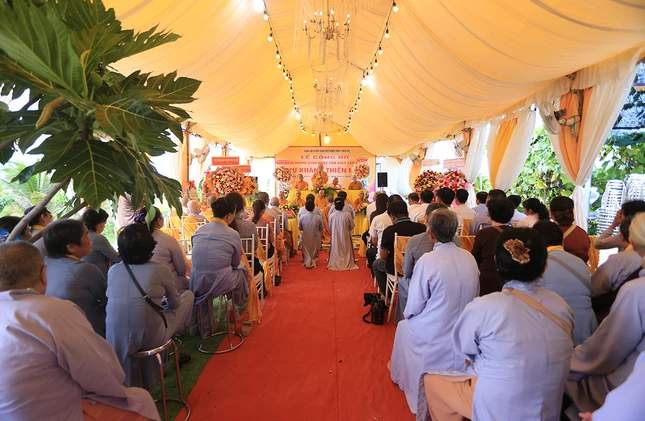 Quang cảnh buổi lễ