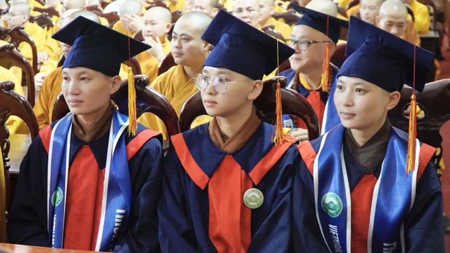 Ni sinh trong ngày tốt nghiệp