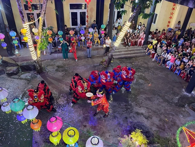 Tết Trung thu tại chùa Tòng Lâm Lô Sơn