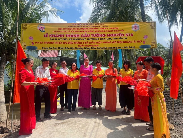 Khánh thành cây cầu Tường Nguyên 518 ở xã Hương Mỹ, H.Mỏ Cày Nam Khánh thành cây cầu Tường Nguyên 518 ở xã Hương Mỹ, H.Mỏ Cày Nam