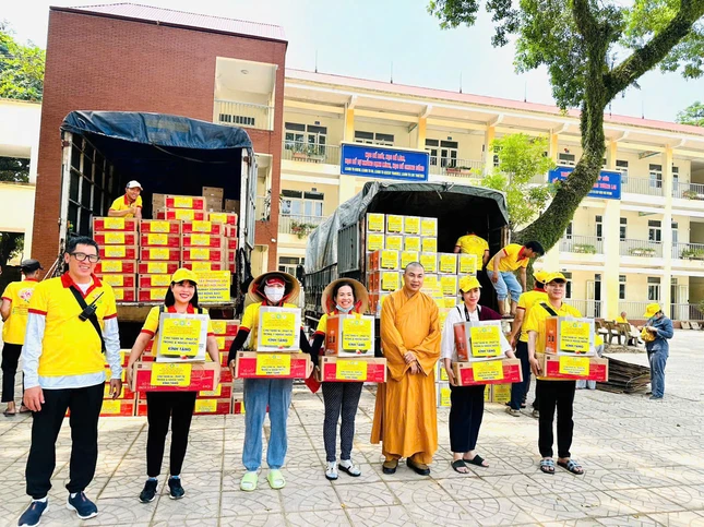 Những phần quà được chuẩn bị trao đến bà con tỉnh Yên Bái - Ảnh: TN Những phần quà được chuẩn bị trao đến bà con tỉnh Yên Bái - Ảnh: TN