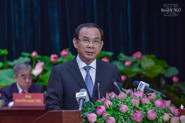 Bí thư Thành ủy TP.HCM Nguyễn Văn Nên thay mặt Đảng bộ TP.HCM phát biểu chỉ đạo Bí thư Thành ủy TP.HCM Nguyễn Văn Nên thay mặt Đảng bộ TP.HCM phát biểu chỉ đạo