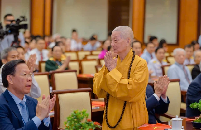 Đức Pháp chủ GHPGVN - Đại lão Hòa thượng Thích Trí Quảng tham dự Đại hội phiên trọng thể chiều nay, 2-10 - Ảnh: Đăng Huy Đức Pháp chủ GHPGVN - Đại lão Hòa thượng Thích Trí Quảng tham dự Đại hội phiên trọng thể chiều nay, 2-10 - Ảnh: Đăng Huy