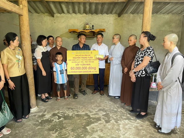 Đoàn Quan Âm tu viện hỗ trợ xây nhà cho người dân tỉnh Yên Bái