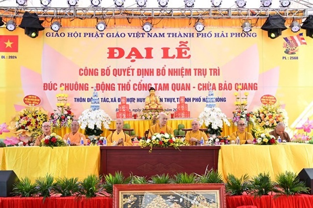 Chư tôn đức chứng minh, tham dự