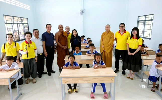 Học sinh Khmer được học tập trong phòng học khang trang - Ảnh: T.N Học sinh Khmer được học tập trong phòng học khang trang - Ảnh: T.N