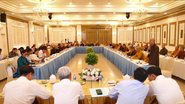 Quang cảnh buổi họp mặt