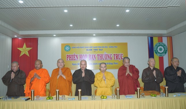 Chư tôn đức Ban Thường trực Ban Trị sự tỉnh