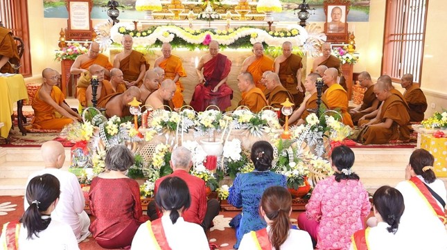 Lễ dâng y Kathina tại điểm sinh hoạt tôn giáo tập trung Tịnh Giác