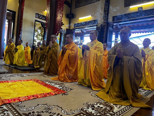 Chư tôn đức môn đồ pháp quyến