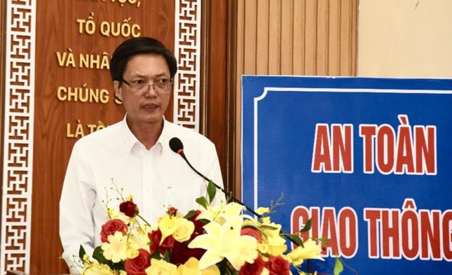 Ông Nguyễn Huy Dũng phát biểu tại buổi lễ Ông Nguyễn Huy Dũng phát biểu tại buổi lễ