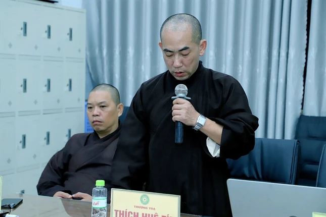 Thượng tọa Thích Huệ Tín trình dự thảo kế hoạch tổ chức Đại giới đàn Trí Tấn Phật lịch 2569