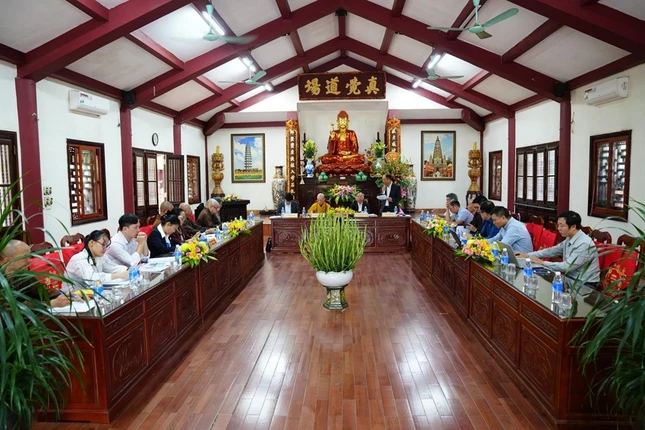 Buổi tọa đàm tại chùa Bằng