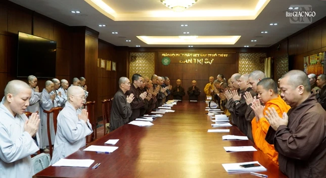 Chư tôn đức Ban Tổ chức Hội thi giáo lý Phật tử cấp Thành phố vào sáng 27-11