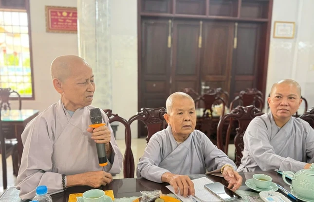 Ni trưởng Thích nữ Như Đán phát biểu khai mạc