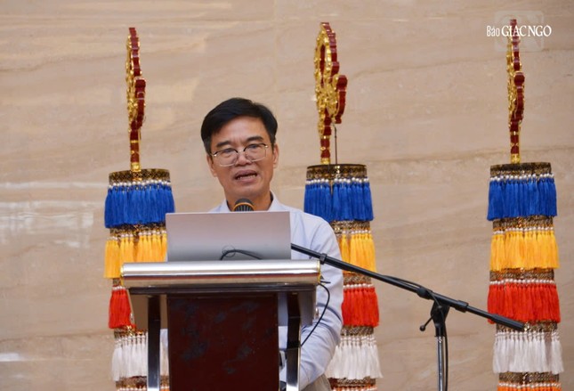 Ông Trần Duy Việt có buổi nói chuyện chuyên đề về đất tôn giáo đến Tăng Ni của Khóa bồi dưỡng trụ trì tại Việt Nam Quốc Tự Ông Trần Duy Việt có buổi nói chuyện chuyên đề về đất tôn giáo đến Tăng Ni của Khóa bồi dưỡng trụ trì tại Việt Nam Quốc Tự