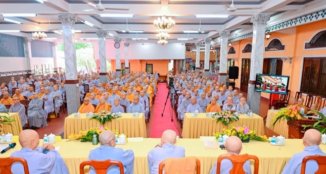 Quang cảnh hội nghị tổng kết hoạt động Phật sự năm 2024 của Phân ban Ni giới tỉnh