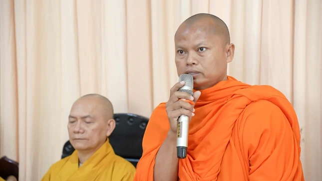 Đại đức Danh Tuấn phát biểu tại hội nghị tổng kết