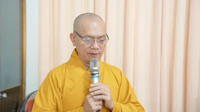 Thượng tọa Thích Phước Thành phát biểu khai mạc