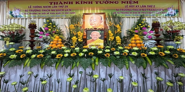 Di ảnh nhị vị Ni trưởng Di ảnh nhị vị Ni trưởng