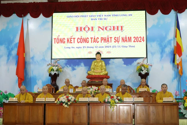 Chư tôn đức chứng minh, tham dự